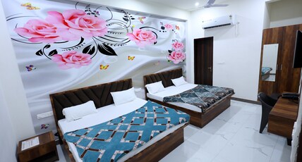 Shri Girraj Residency Room Type - Four bed room