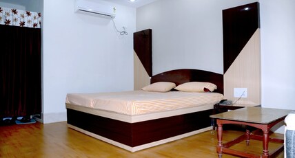 Hotel Mayuree Room Type - Deluxe AC Room