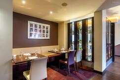 Gloucester Robinswood Hotel By Sunday