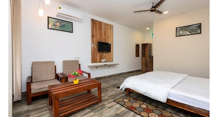 Grand Narmada Homestay Room Type - Delux double room Grand Narmada Homestay Room Type - Delux double room