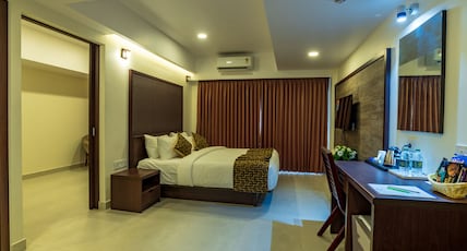 Arctic Hotel Vytilla Room Type - Deluxe Premium