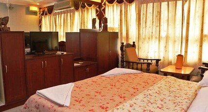 Hotel Nrupatunga Room Type - Royal Suite