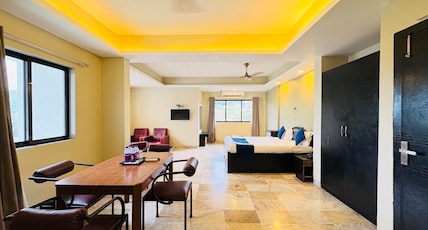 Sunrise Hill Resort Room Type - Mountain Facing Family Room with Bathtub Sunrise Hill Resort Room Type - Mountain Facing Family Room with Bathtub