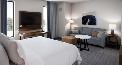 Staybridge Suites Waco South Woodway Room Type - 1 King 1 Bedroom Suite Mobility Accessible Tub