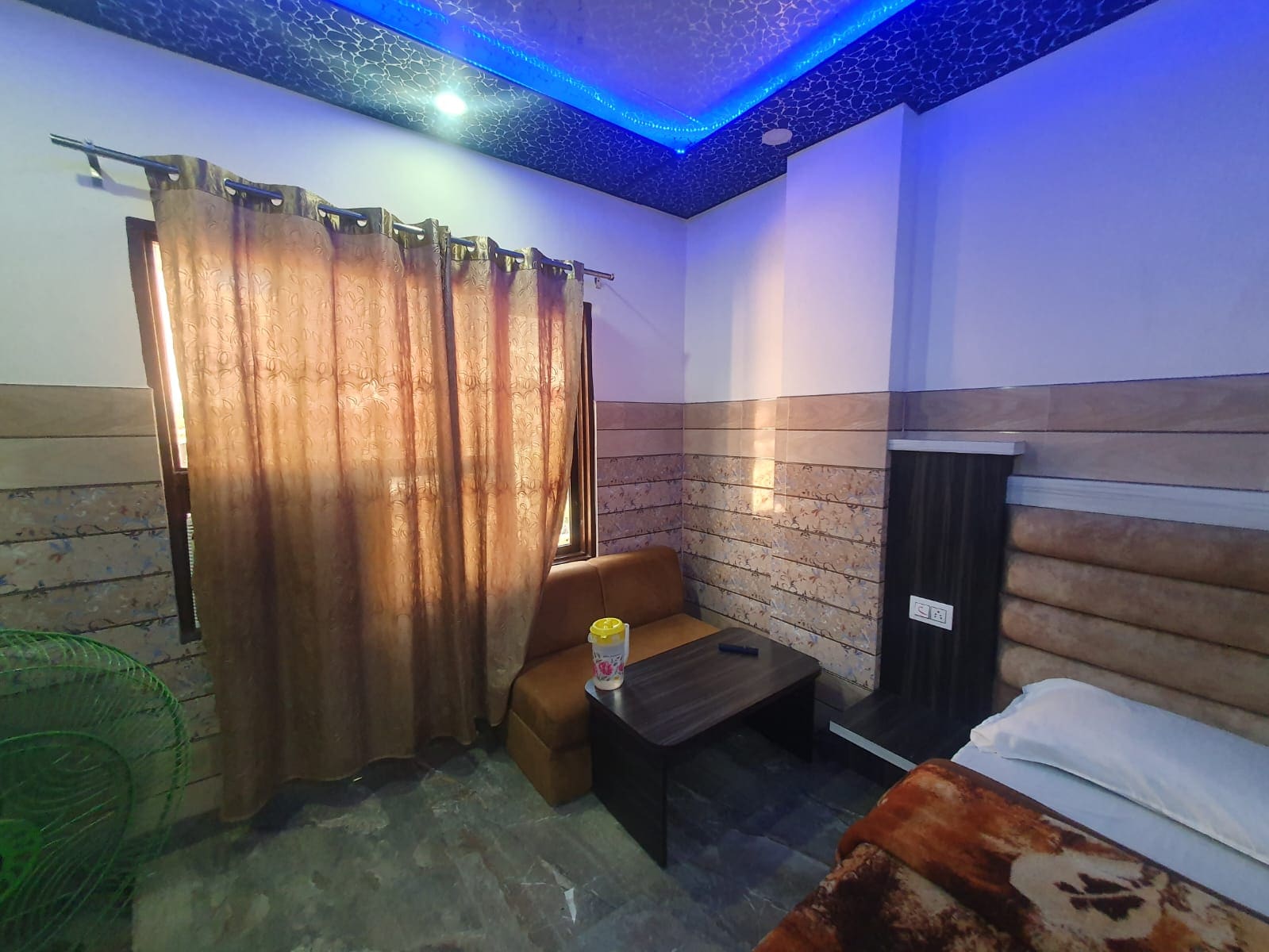 R.P. RESIDENCY - Tap to explore photos