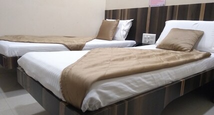 Hotel Honest (MALE ONLY) Room Type - Deluxe Ac Room Male Only