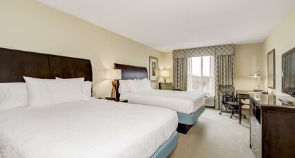 Hilton Garden Inn Waldorf Room Type - 2 QUEEN BEDS