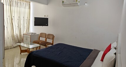 HOTEL CHANDANA DELUXE ROOMS Room Type - Deluxe AC room
