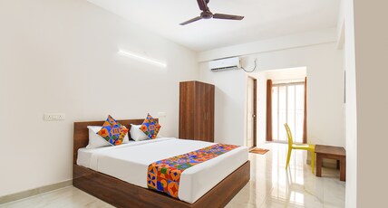 FabHotel Destiny Living Room Type - Deluxe Room