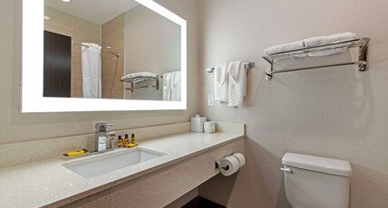 Best Western Plus Pleasanton Hotel Room Type - 1 King Bed, Non-Smoking, Kitchenette, Microwave And Refrigerator, 42 Inch Led Television, High Speed Best Western Plus Pleasanton Hotel Room Type - 1 King Bed, Non-Smoking, Kitchenette, Microwave And Refrigerator, 42 Inch Led Television, High Speed