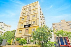 Townhouse Chandanagar Railway Station