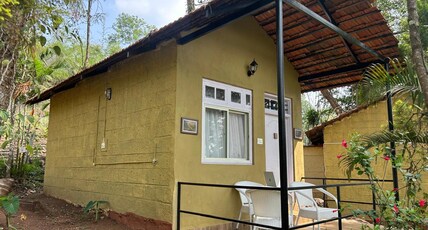 Bee's Coorg Backwater Homestay Room Type - Cottage 7