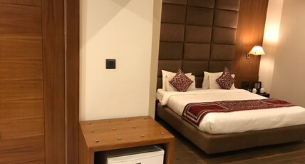 The Royal Melange Beacon Room Type - Business Suite