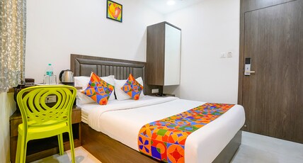 FabHotel Shahi Palace Room Type - Deluxe Room