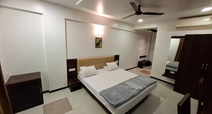 Hotel Pride Executive Room Type - Deluxe Non AC Room