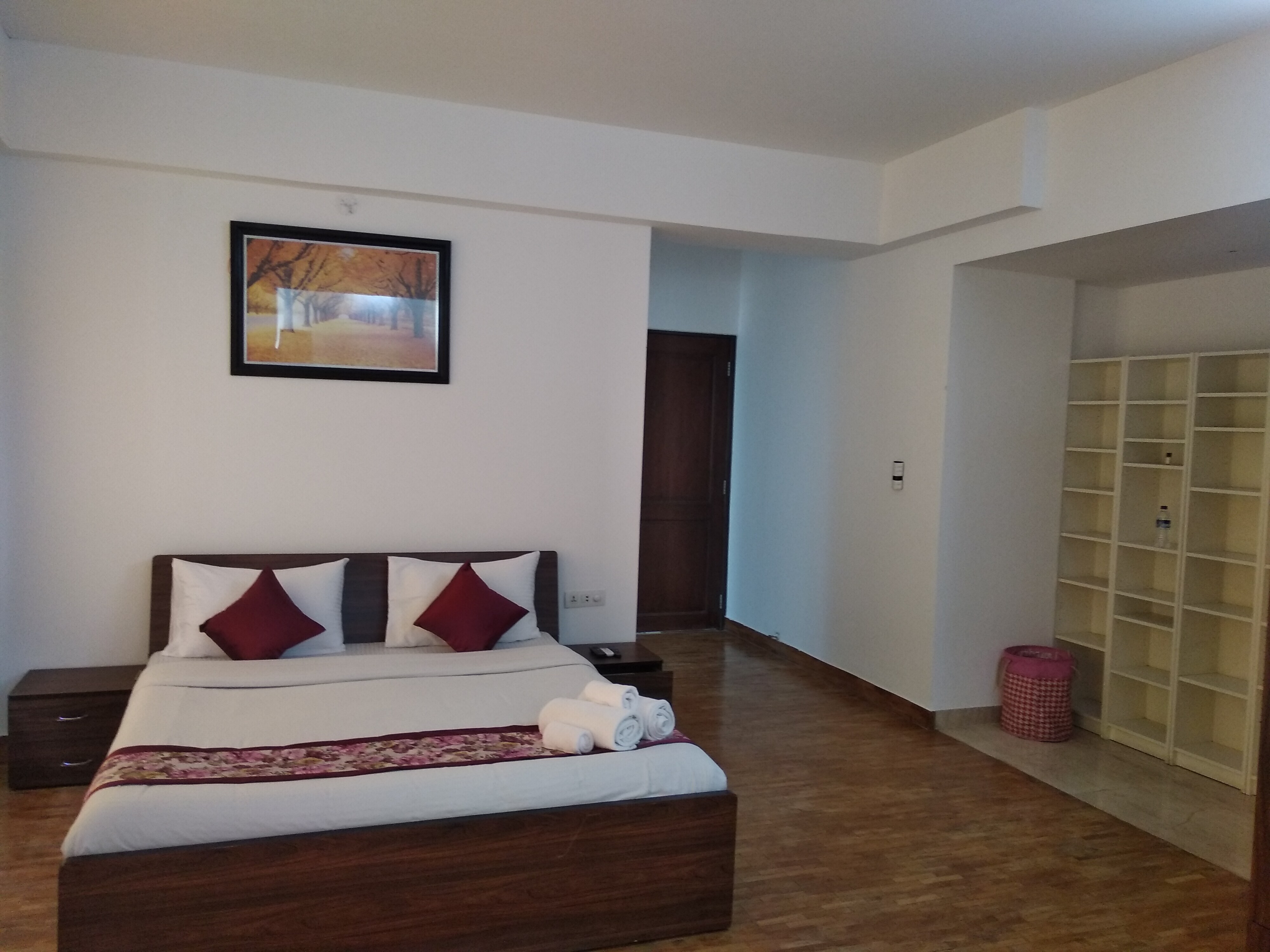 ADVANTAGE 2U HOSPITALITY MANAGEMENT PVT. LTD. KHARADI - Tap to explore photos