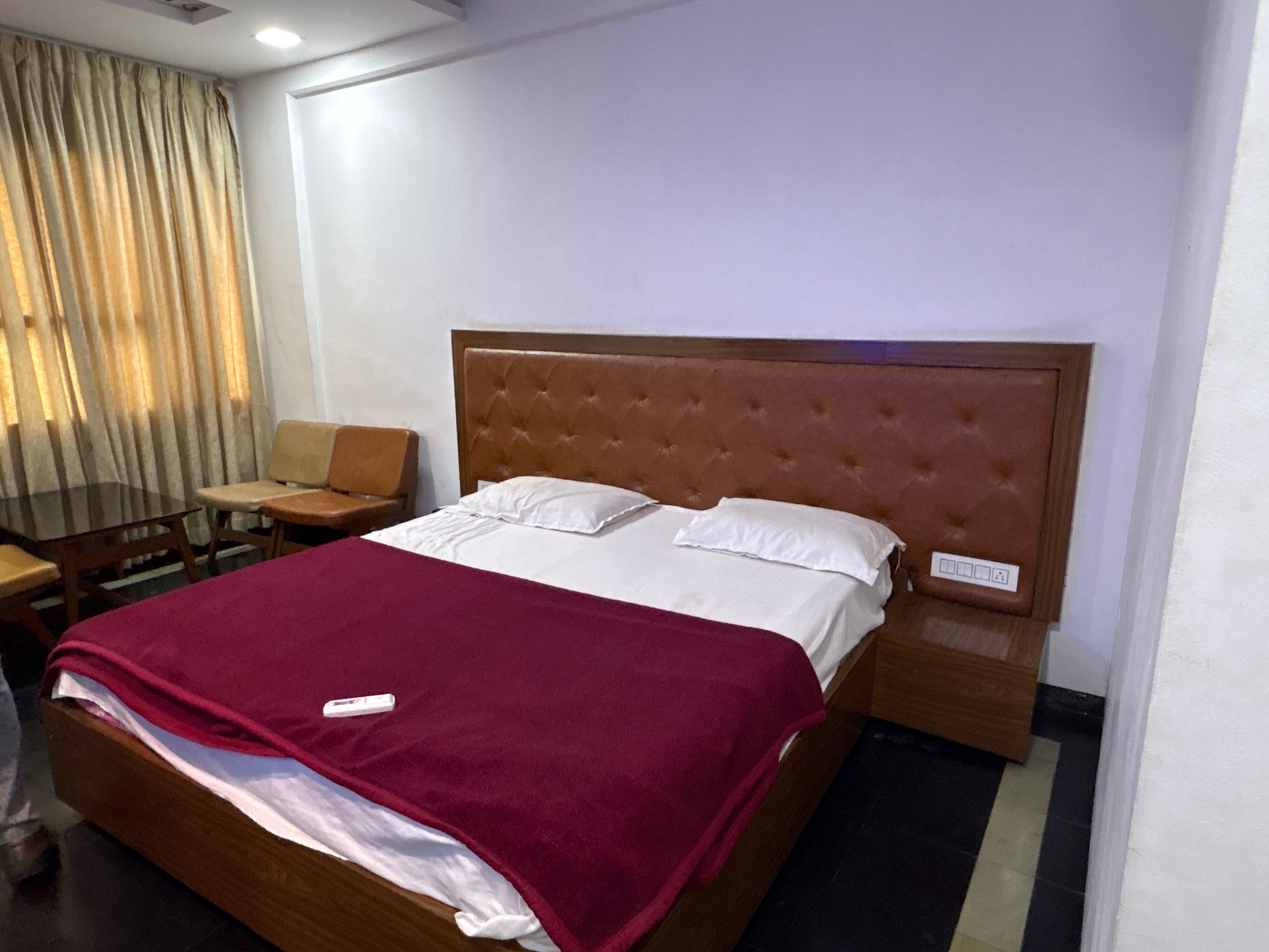 Hotel O Amarawathi - Tap to explore photos