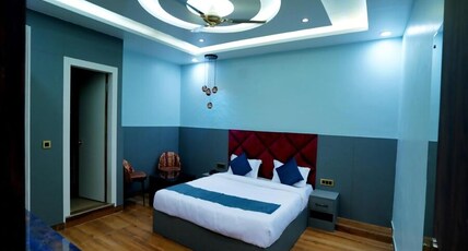 THE ROYALE AMOR HOTEL AND BANQUET Room Type - Deluxe Room