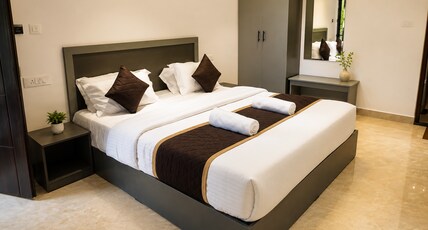 Selista Inn - Premium Apartments Room Type - Non-AC Deluxe Executive Room