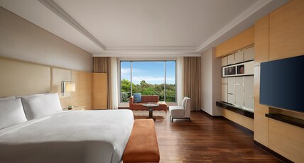 JW Marriott Chandigarh Room Type - Studio King with Bathtub