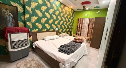 Vindhyavasini HomeStay Room Type - Bedroom with joint bathroom