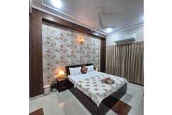 Private 1 bhk flat | 2km from Airport | Peaceful