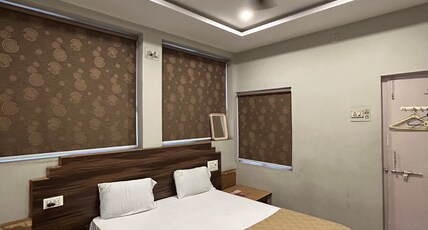 Hotel Akshram Deluxe Room Type - Non AC Room