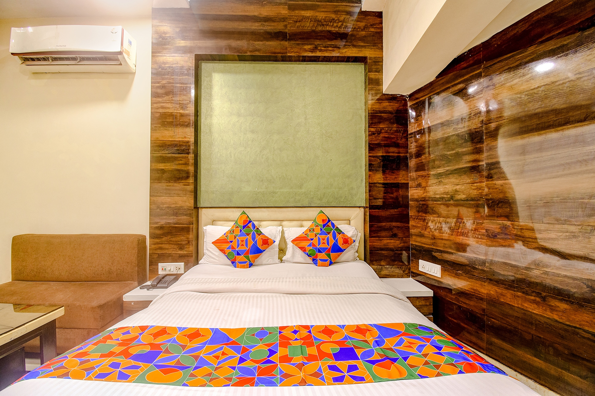 FabHotel Abis Inn - Nr. Manipal Hospital, Dhakuria - Tap to explore photos