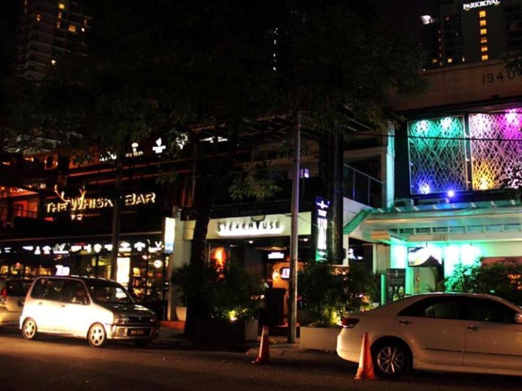 Izumi Hotel Bukit Bintang - Tap to explore photos