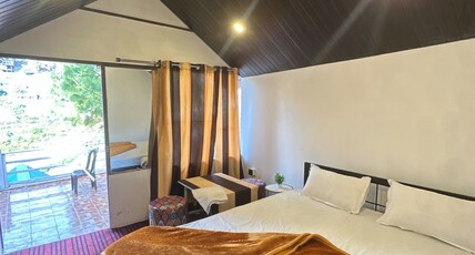 Whispering Woods Room Type - A- line room