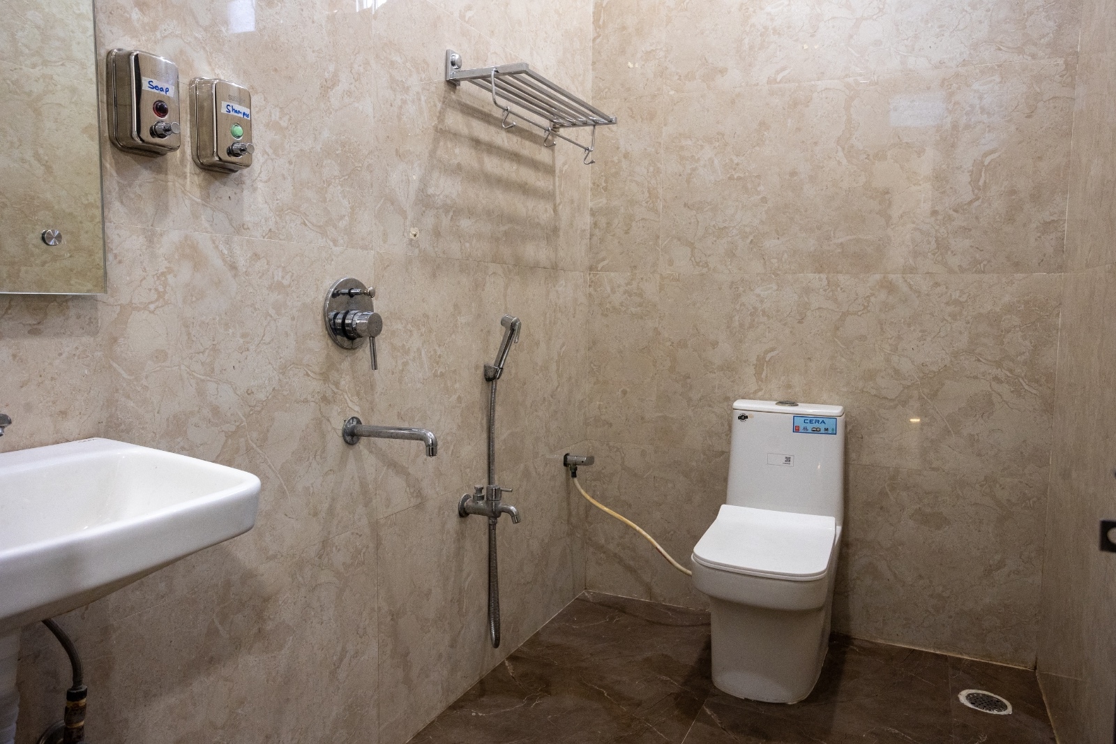 Hotel V GRAND - Tap to explore photos