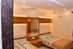 Hotel TJ RAO INN