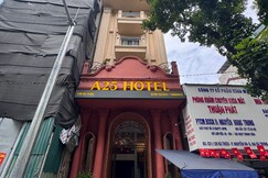 A25 Premium Hotel - 130 Ba Trieu