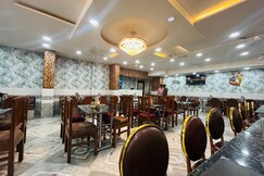 HOTEL SANGEETA INN NEAR VISHNUPAD TEMPLE