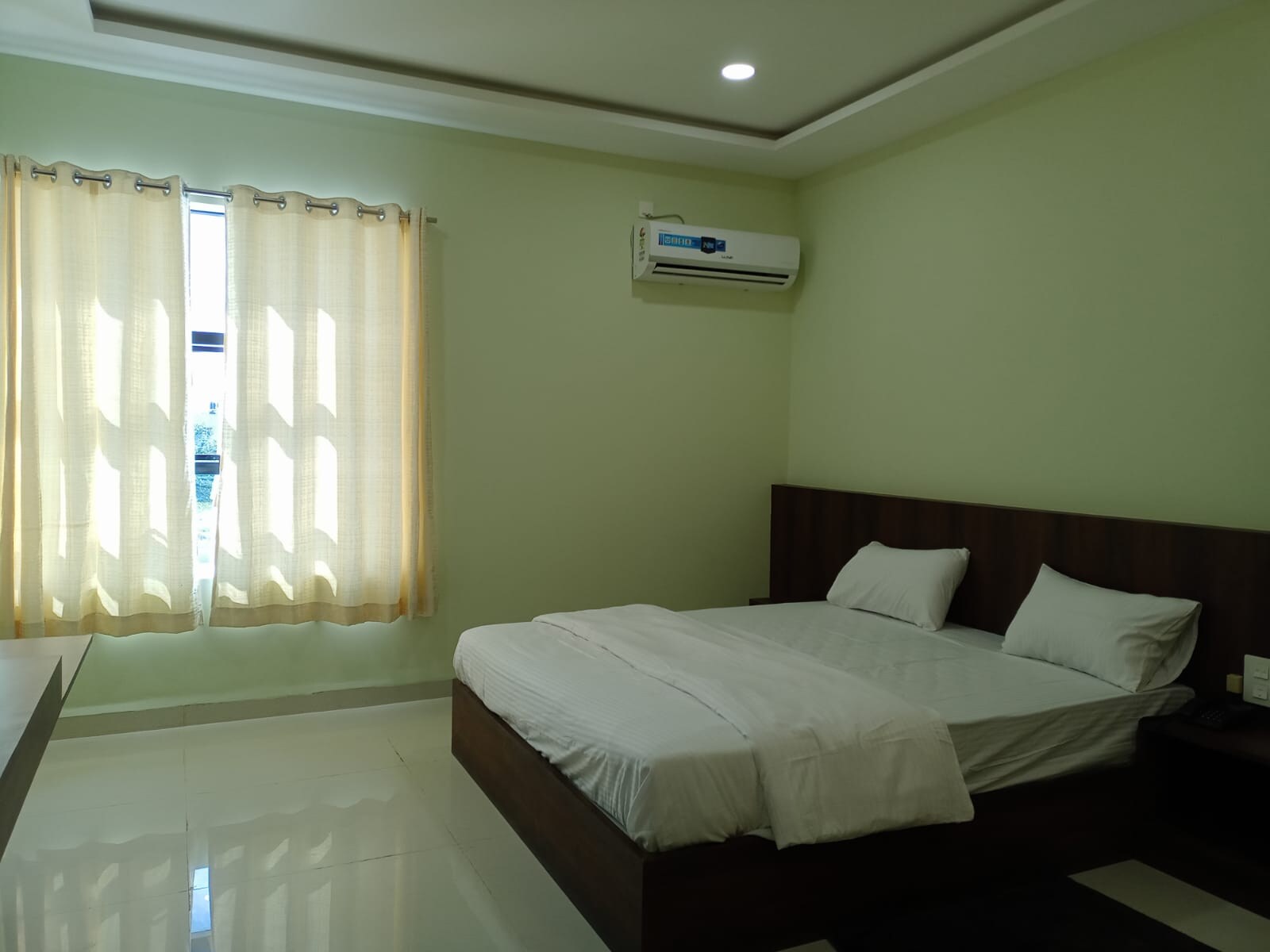 Hotel Shiva Residency - Tap to explore photos