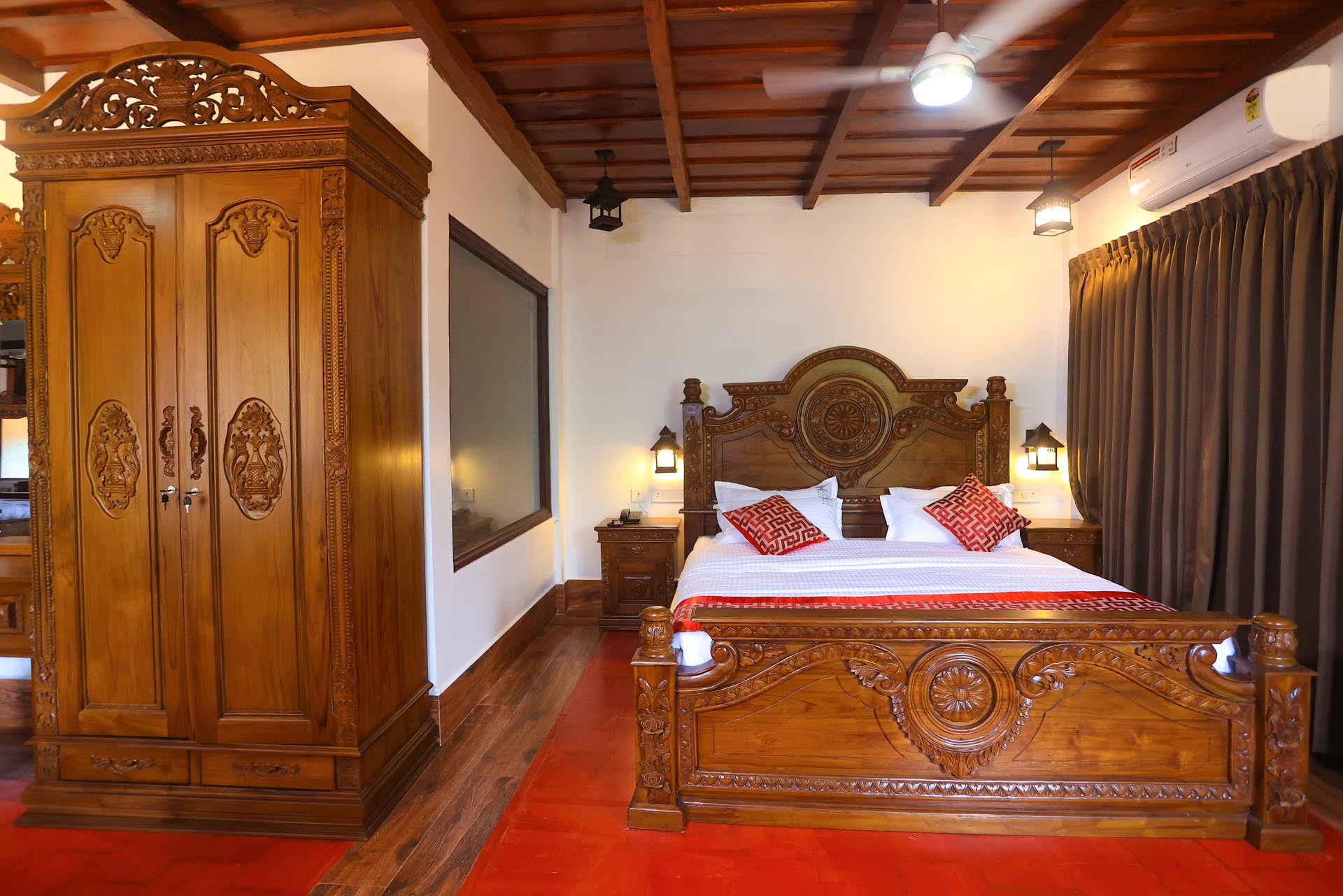 Heaven Inn Munnar luxury resorts - Tap to explore photos
