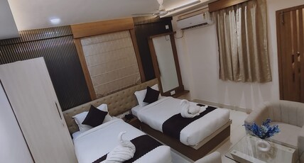 Hotel Aranya Residency Room Type - Super Deluxe Room with Balcony (smoking allowed)