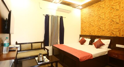 Hanuman Ji Guest house Room Type - Premium Rooms 202