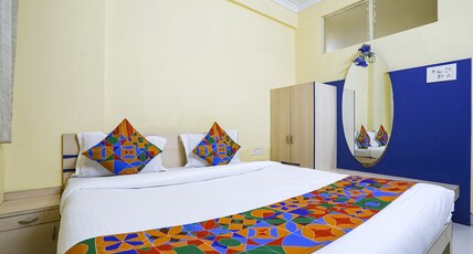 FabHotel De Rajnigandha Room Type - Deluxe Room
