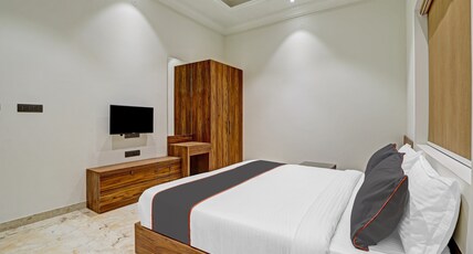 RATNA VILAS PALACE Room Type - DELUXE ROOM