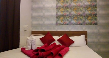 SWASTIK REGENCY Room Type - Non AC Deluxe Stair Side Room