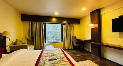 Hotel Paisley Palace, Srinagar Room Type - Premium Room (Centrally Heated)