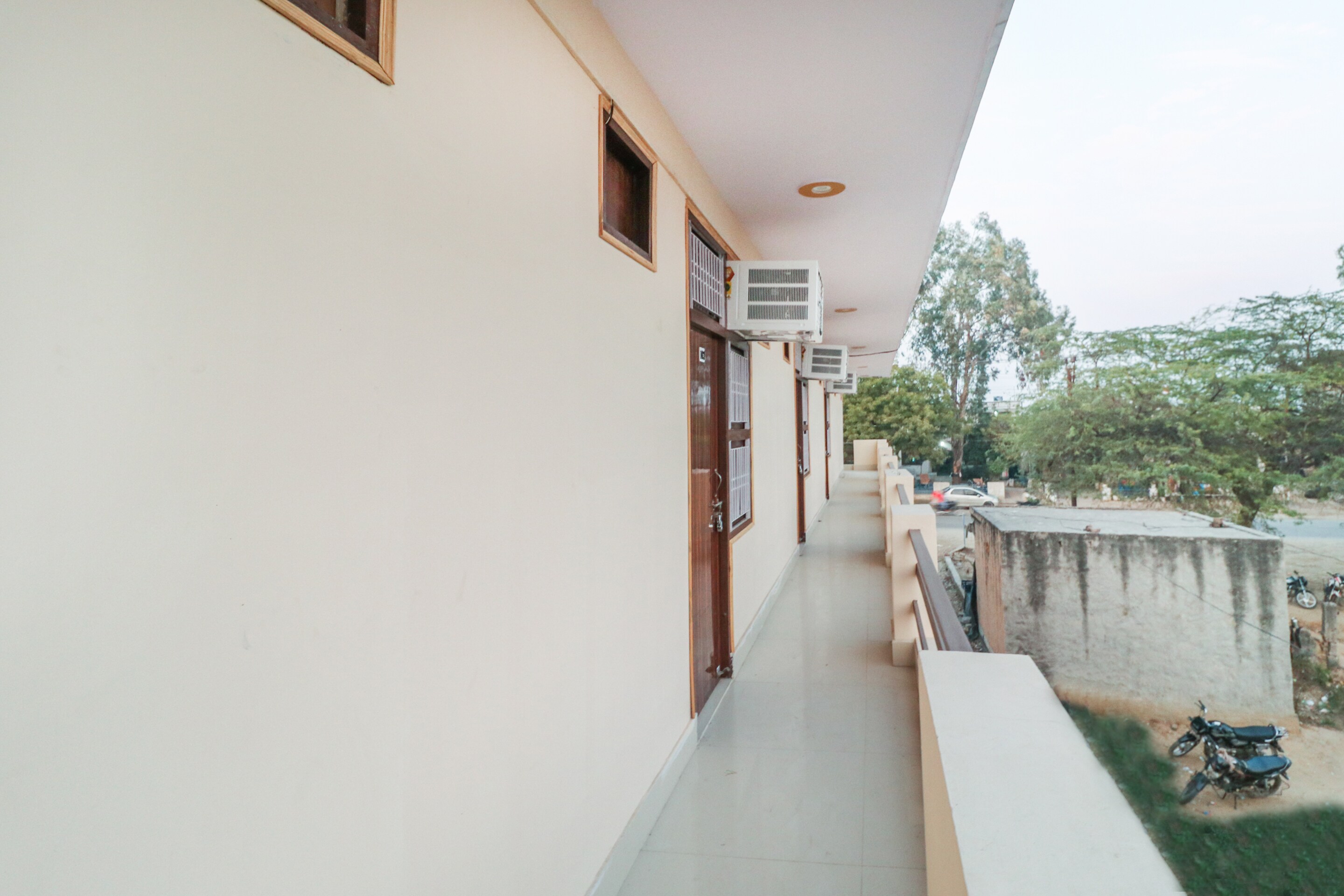Hotel O Raj Hotel And Restaurant - Tap to explore photos