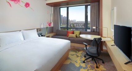 Hilton Garden Inn Qidong Room Type - KING DELUXE ROOM