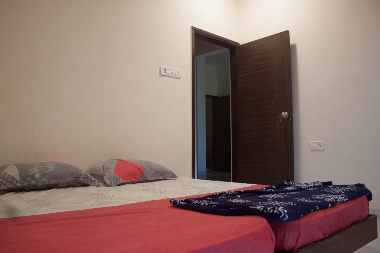 SeaSide Apartments, Murud-Janjira - Tap to explore photos