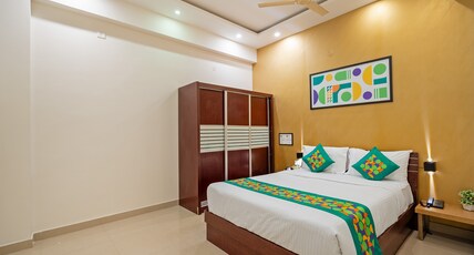 Treebo Brixton Luxe Room Type - Premium Room with Living Area