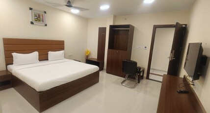 hotel the galaxy Room Type - deluxe