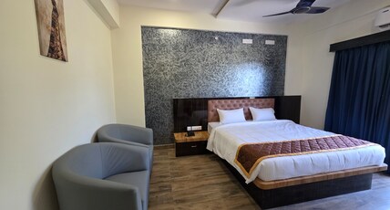 Hotel Srs Manor Room Type - Deluxe Room