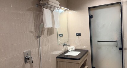 Hotel Midas Room Type - Deluxe