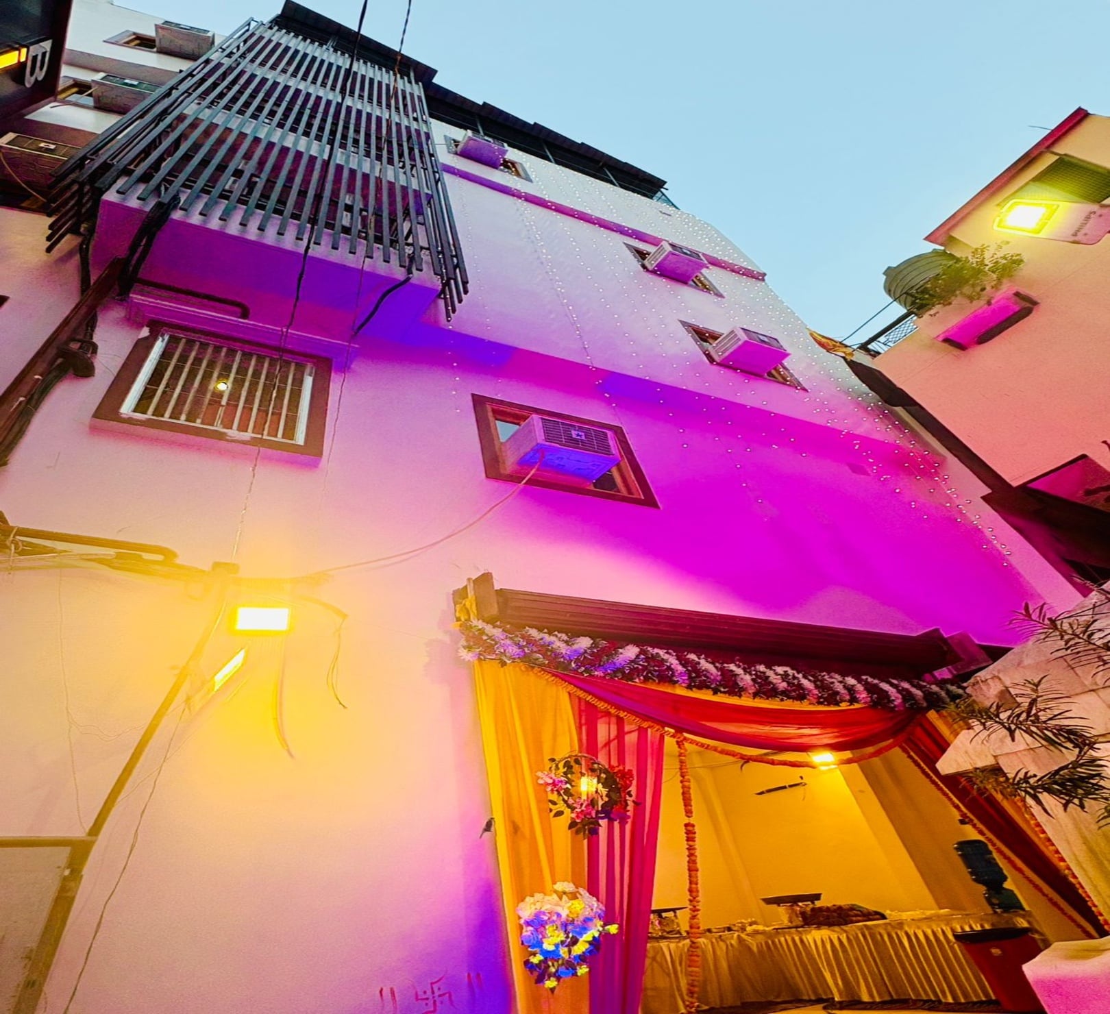 Hotel Shiva Darshanam Near Luxa - Tap to explore photos